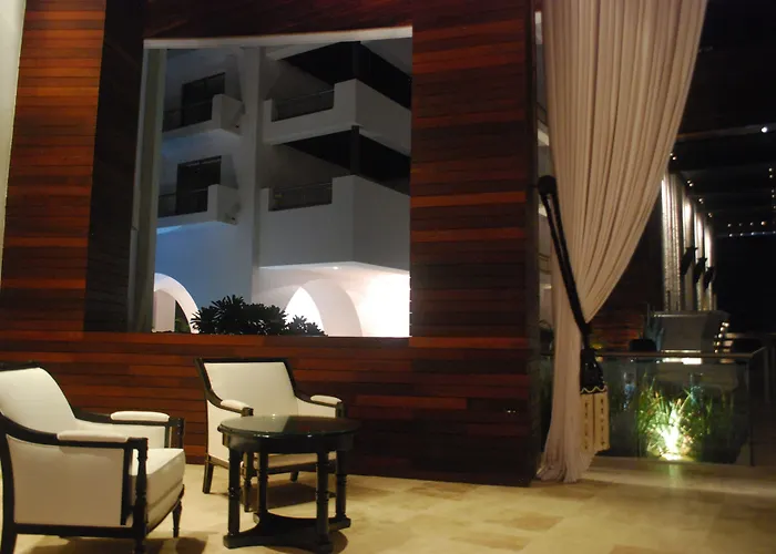 Cabo Azul, A Hilton Vacation Club Resort 4*